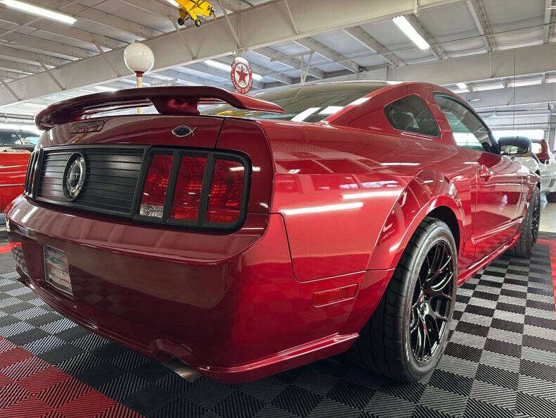 2005 Ford Mustang