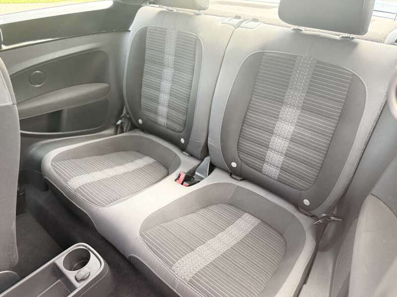 2012 Volkswagen Beetle