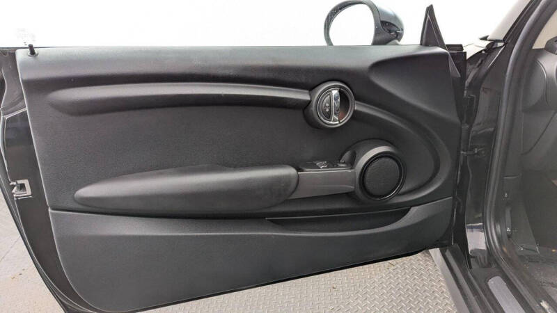 2016 MINI Hardtop 2 Door Cooper