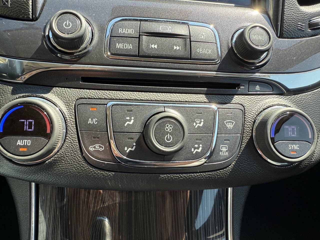 2017 Chevrolet Impala Premier photo 20