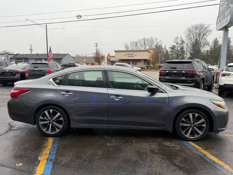 2016 Nissan Altima 2.5 SR