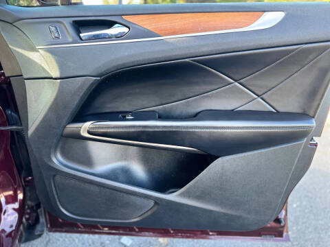 2017 Lincoln MKC Select