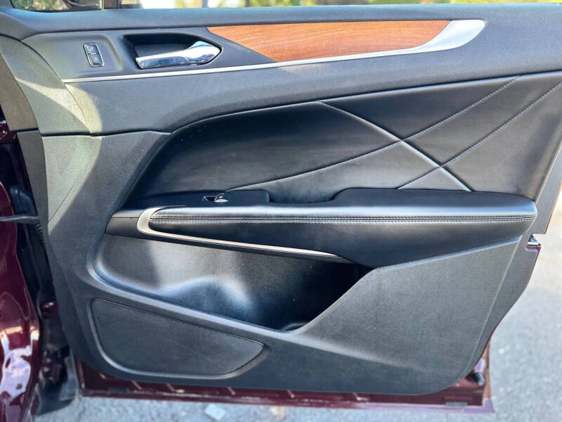 2017 Lincoln MKC Select