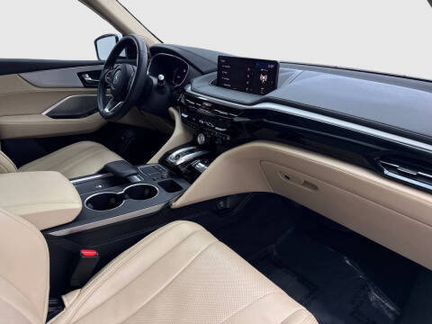 2022 Acura MDX w/Tech