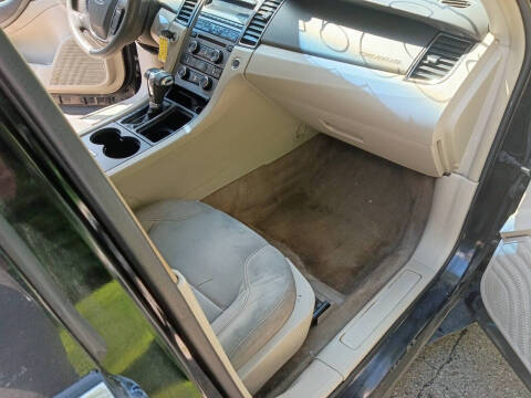 2012 Ford Taurus SE