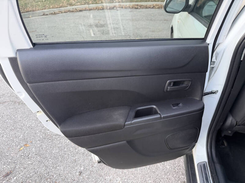 2015 Mitsubishi Outlander Sport 2.4 ES