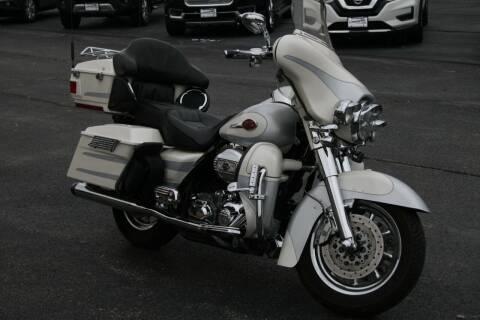 2008 Harley-Davidson FLHTCUSE3 SCREAMING EAGLE for sale at Champion Motor Cars in Machesney Park IL