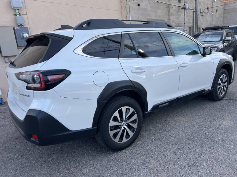 2023 Subaru Outback Premium