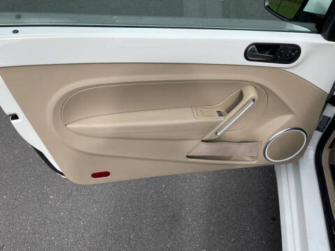 2013 Volkswagen Beetle