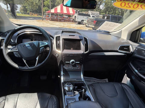 2020 Ford Edge Titanium