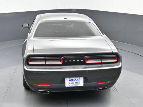 2017 Dodge Challenger SXT