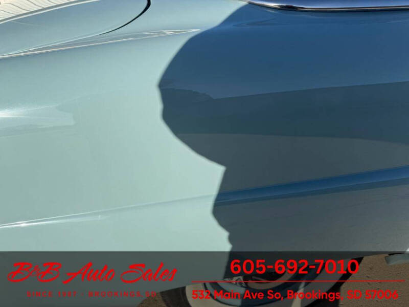 1952 Ford Crestline