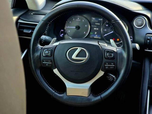 2017 Lexus IS 200t