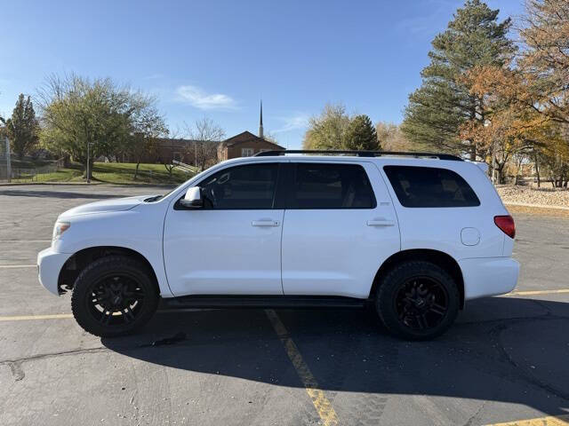 2012 Toyota Sequoia SR5