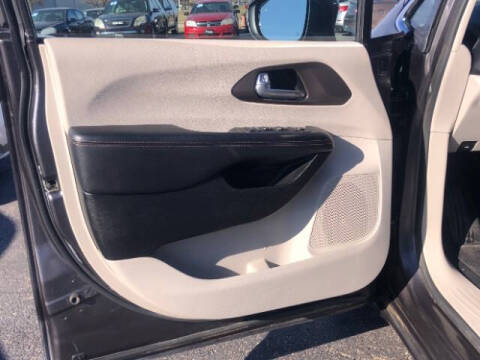 2018 Chrysler Pacifica Touring Plus