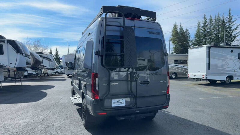 2025 Mercedes-Benz Sprinter