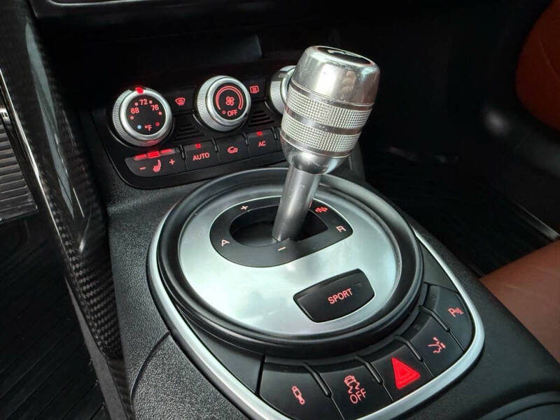 2012 Audi R8 5.2 quattro