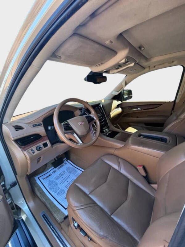 2015 Cadillac Escalade Platinum