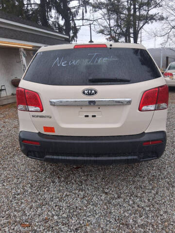 2011 Kia Sorento LX