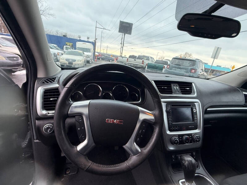 2016 GMC Acadia SLE-2