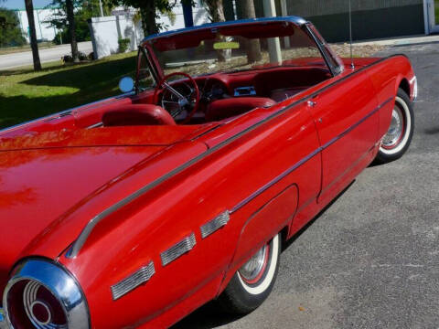 1962 Ford Thunderbird