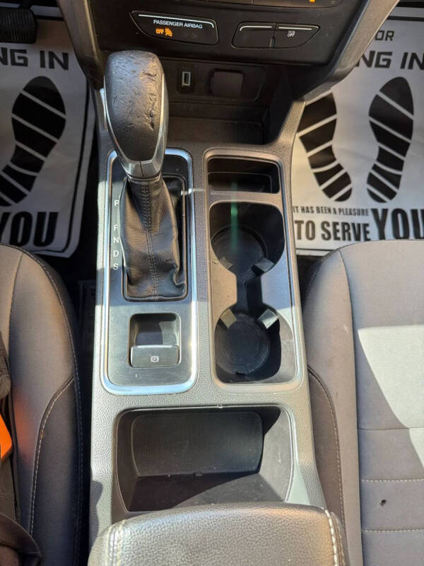 2017 Ford Escape S