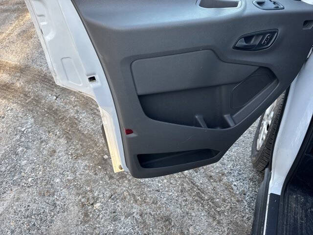 2023 Ford Transit 350 XLT