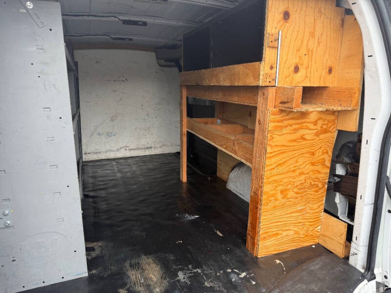 2021 Chevrolet Express 2500