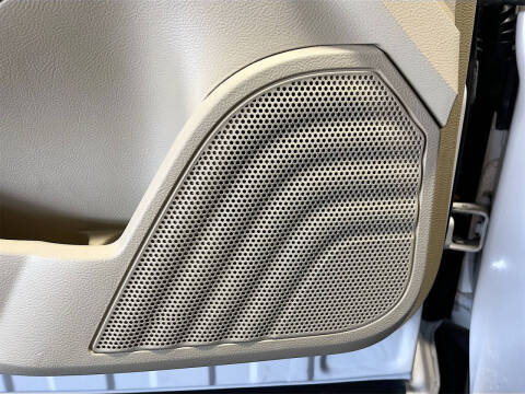 2018 Ford Taurus SEL