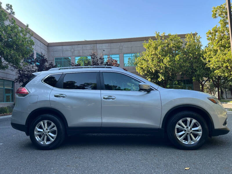 Image 8 of 2015 Nissan Rogue SV