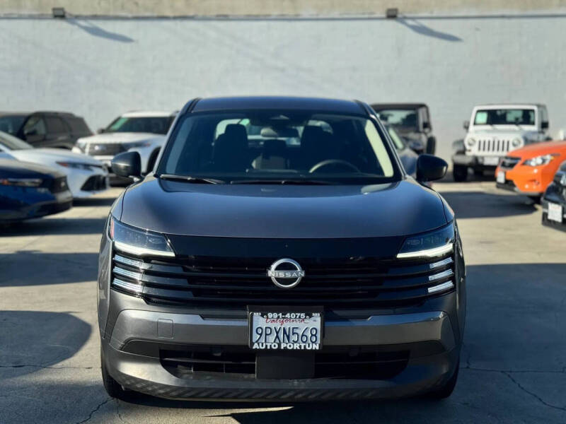 2025 Nissan Kicks S