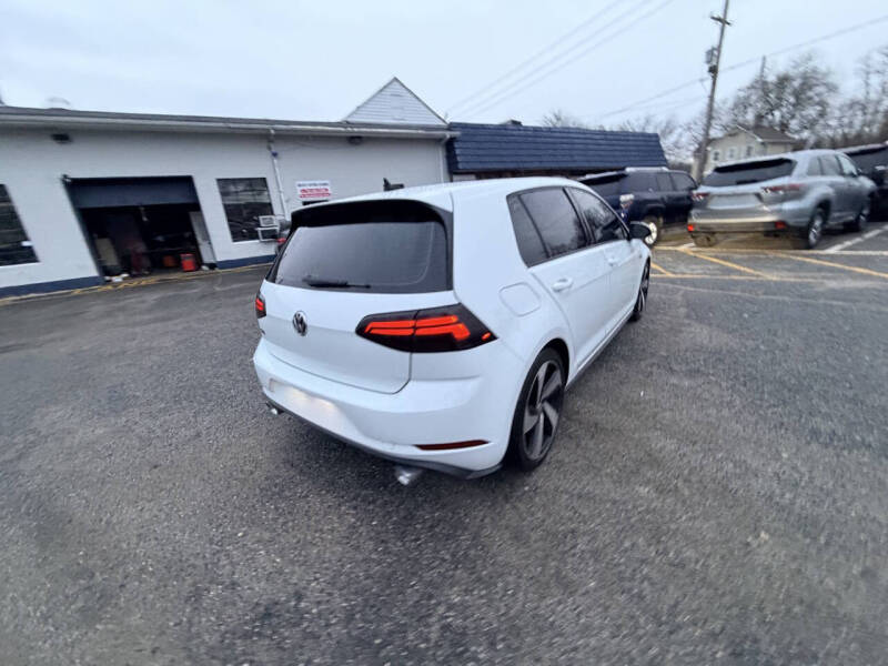 2020 Volkswagen Golf GTI S