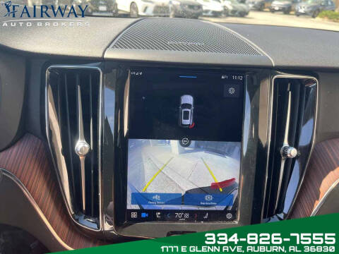 2023 Volvo XC60 B5 Plus Dark Theme