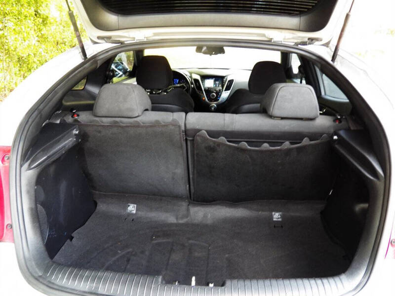 2017 Hyundai Veloster Value Edition