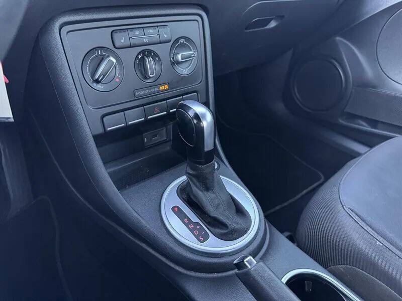 2016 Volkswagen Beetle