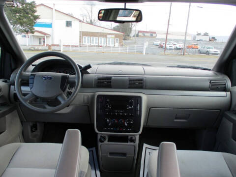 2006 Ford Freestar SE