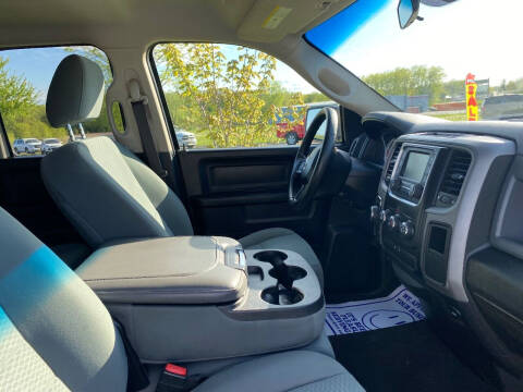 2017 RAM 1500 Express