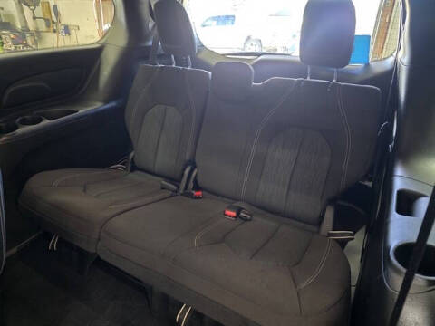 2024 Chrysler Pacifica Touring