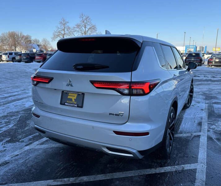 2023 Mitsubishi Outlander PHEV SE