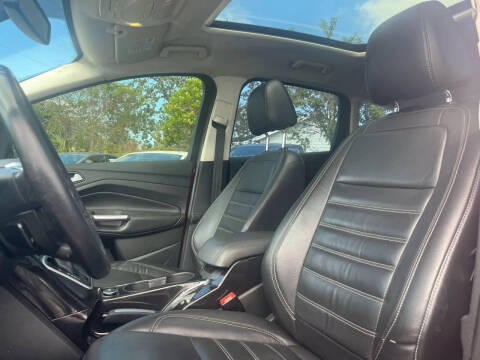 2017 Ford C-MAX Hybrid Titanium