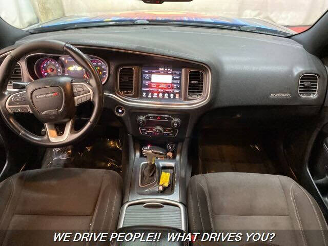 2015 Dodge Charger SXT