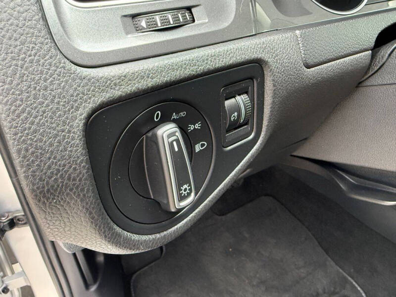 2015 Volkswagen e-Golf Limited Edition