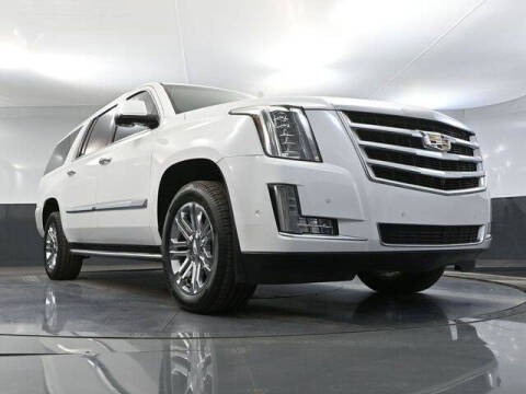 2017 Cadillac Escalade ESV Standard