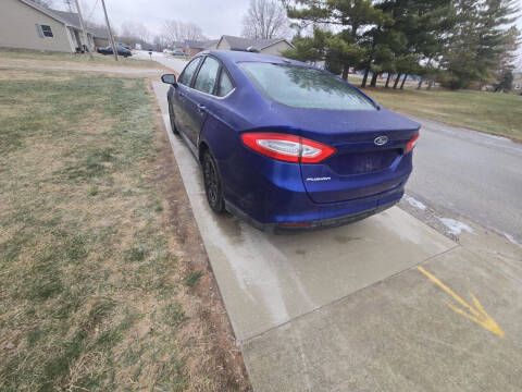 2013 Ford Fusion S