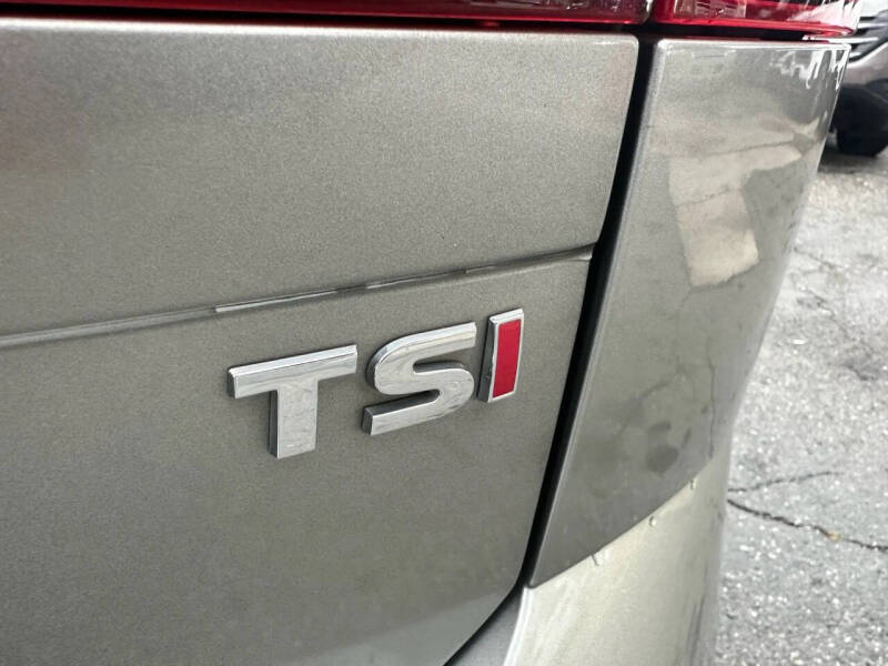 2017 Volkswagen Golf SportWagen