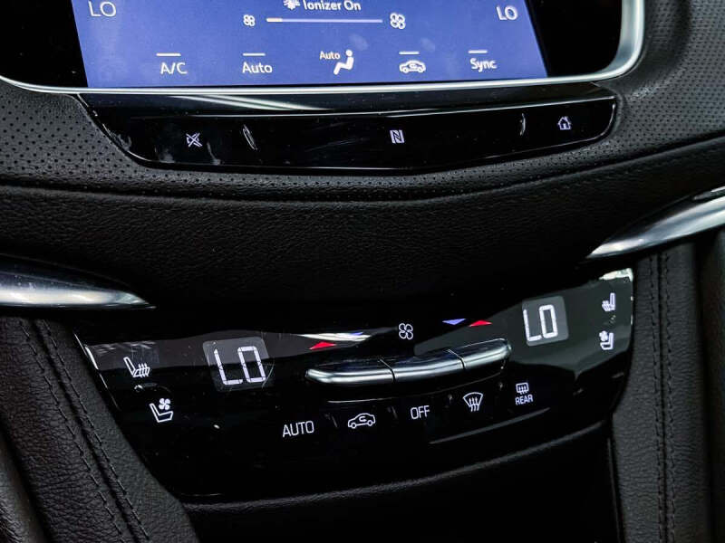 2021 Cadillac XT5 Sport