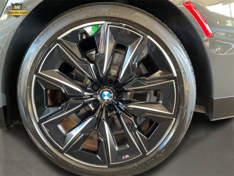 2023 BMW 7 Series 740i