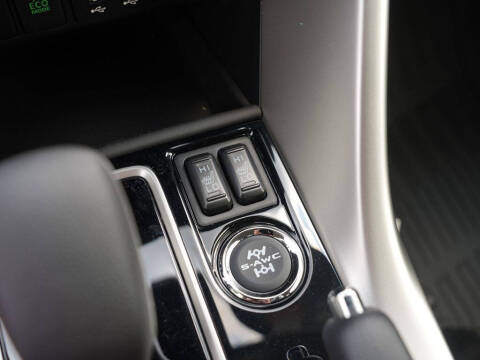 2026 Mitsubishi Eclipse Cross LE