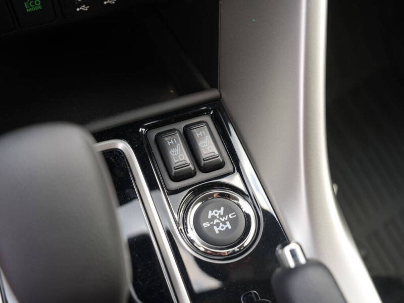 2026 Mitsubishi Eclipse Cross LE