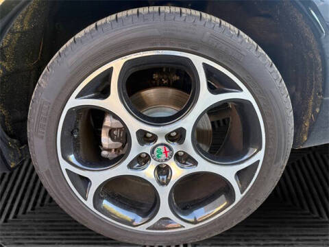 2024 Alfa Romeo Tonale Hybrid Ti